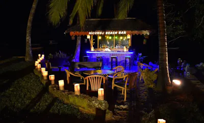 MKUNGU BEACH BAR