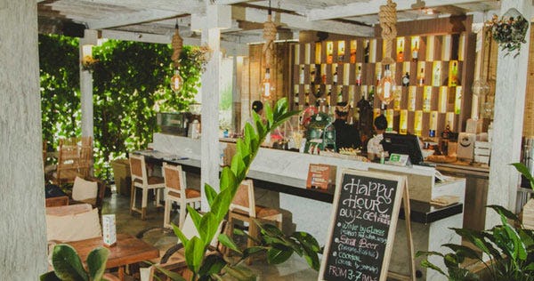 MR. WAYAN, COFFEE & EATERY