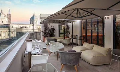 Mùn Rooftop Cocktail Bar