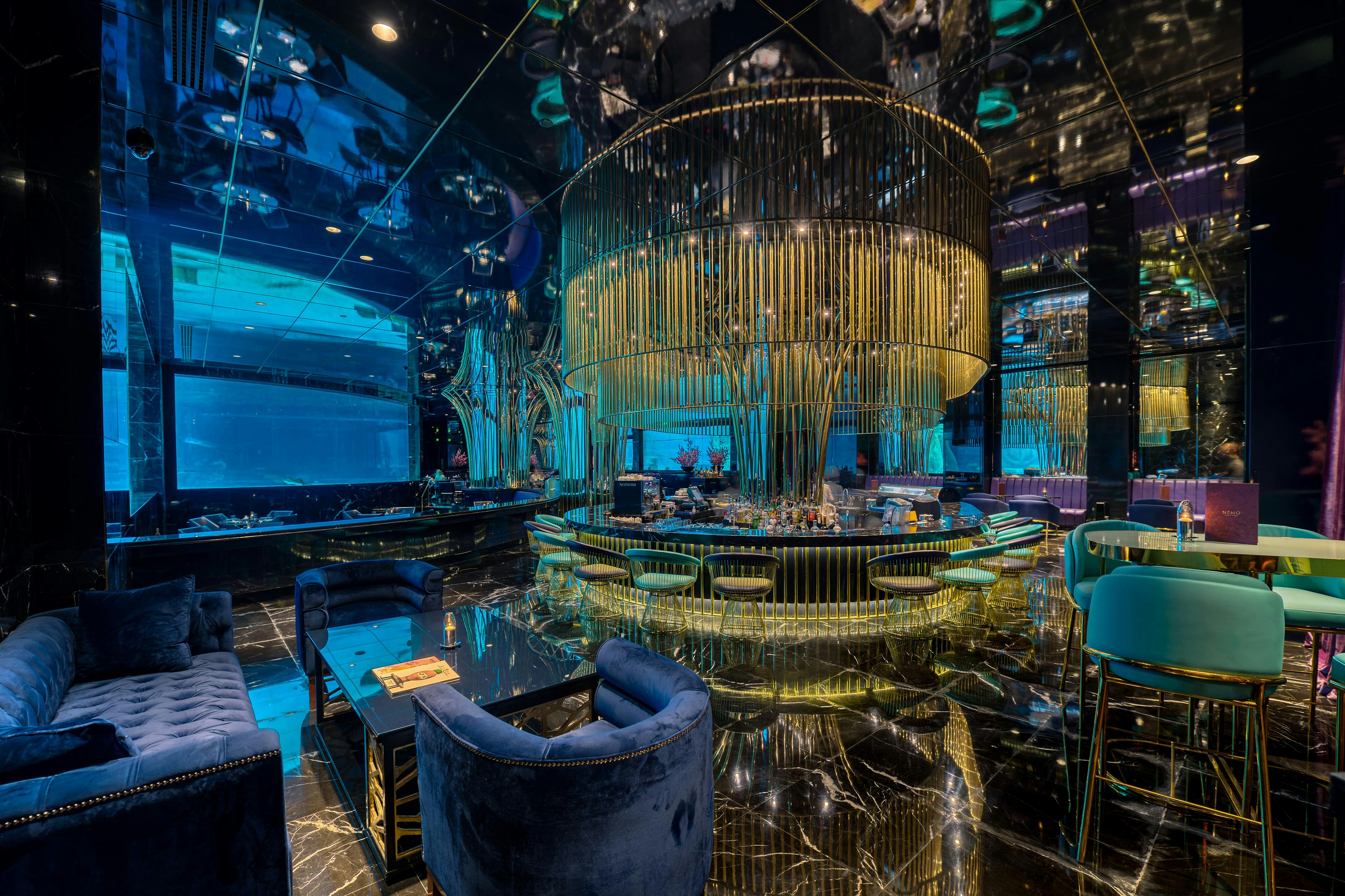 NEMO RESTAURANT & LOUNGE