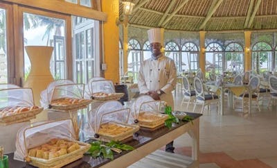 Peponi, main Restaurant