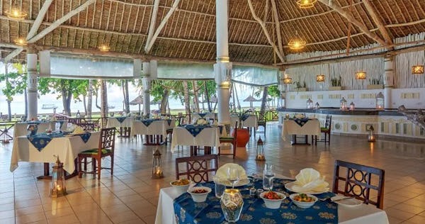 Karamu, main Restaurant