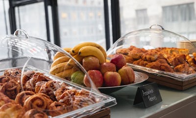 New York Central Breakfast Buffet