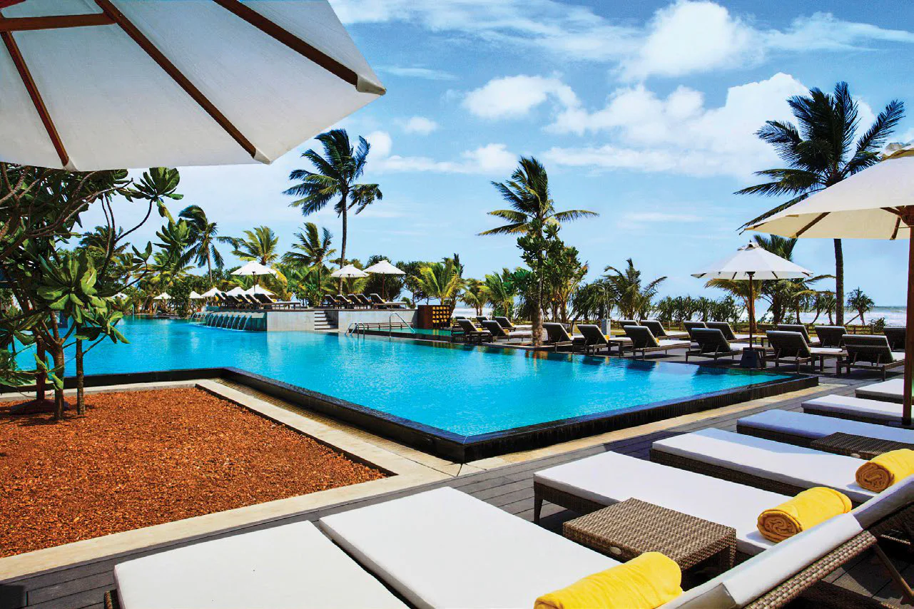 Pool Bar