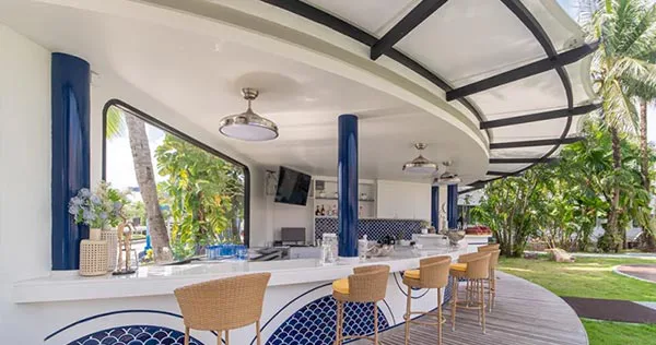 POOL BAR