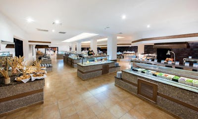 El Alcázar Buffet Restaurant