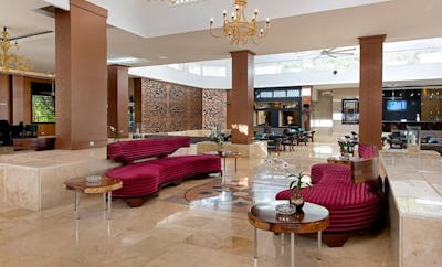 First Club Bar Lounge