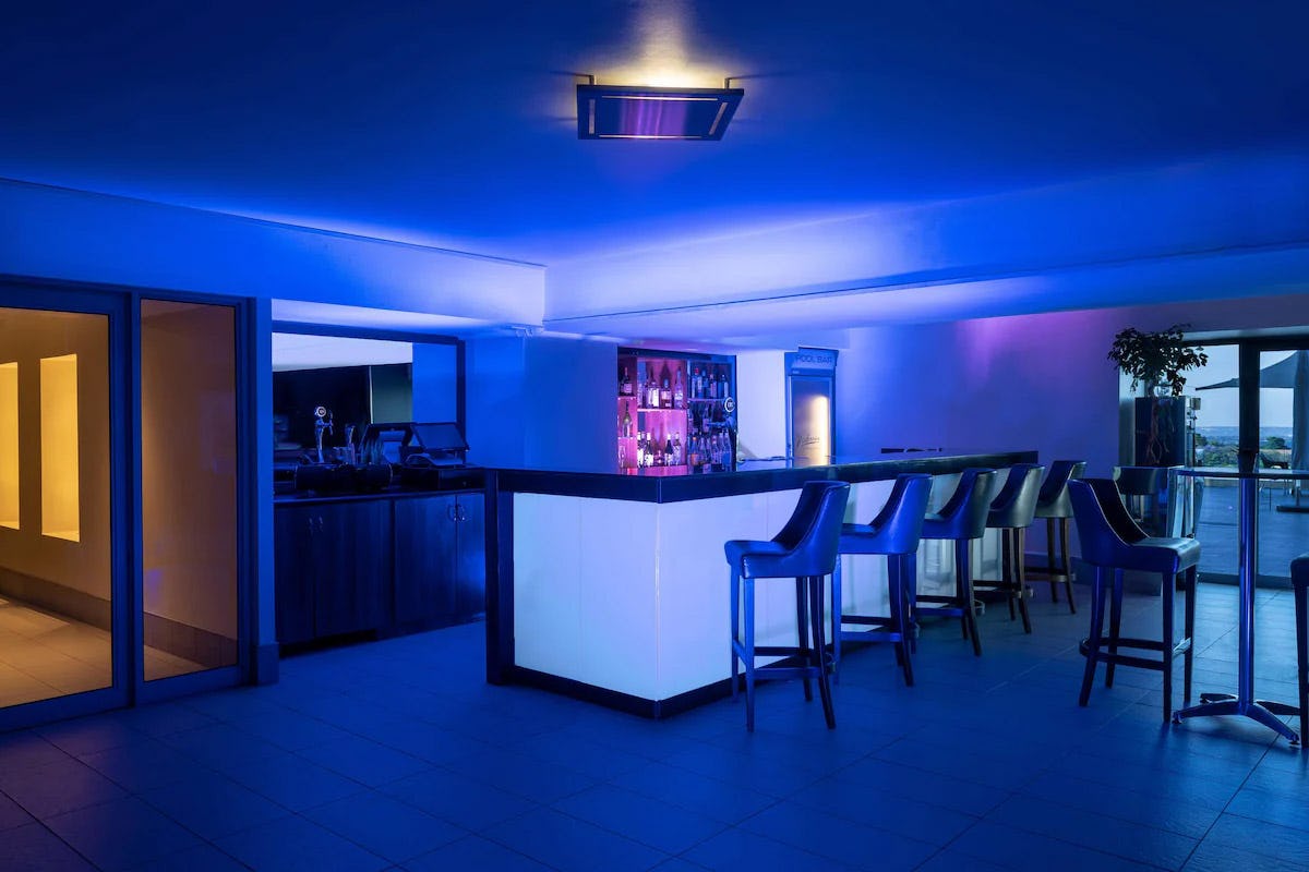 ONE80° Pool Deck & Bar