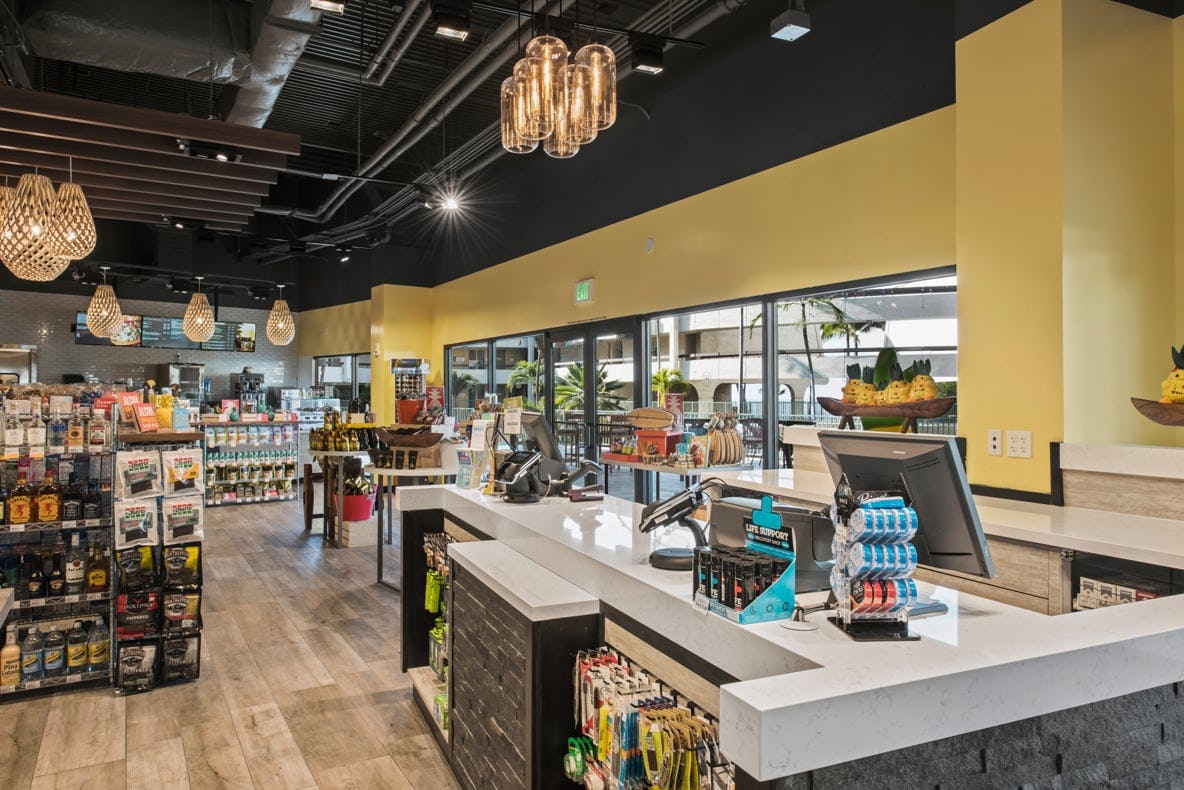 Holoholo Cafe & Market