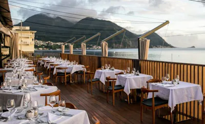 Palisades Restaurant on the Waterfront