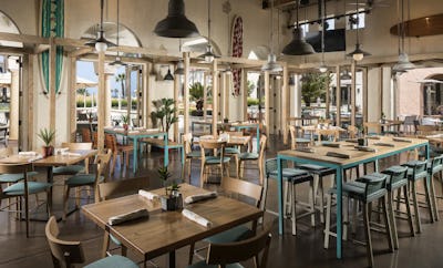 Pete's Sunset Grille