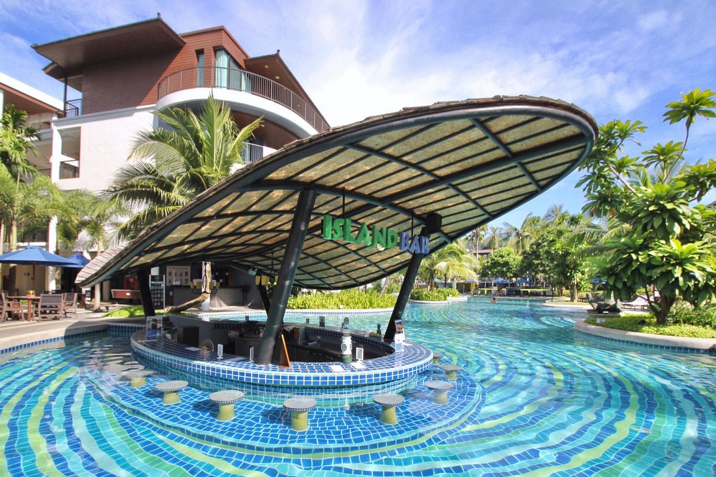 Island Bar and Lagoon Bar (Pool Bars)