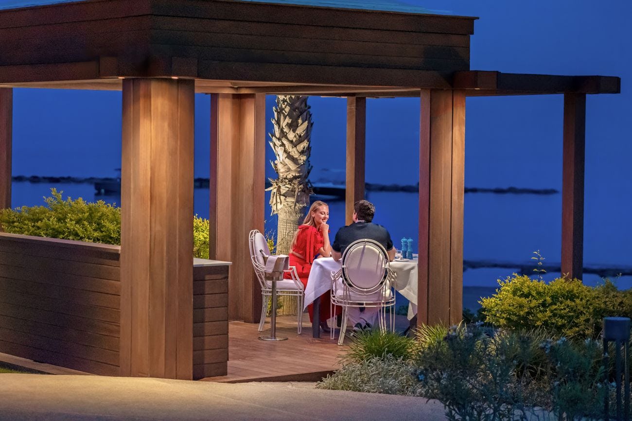 Private Cabana Dining