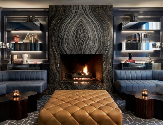 Quadrant Bar & Lounge