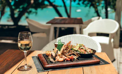 BLACK ROCK BAR & GRILL