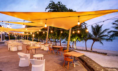 BLACK ROCK BAR & GRILL