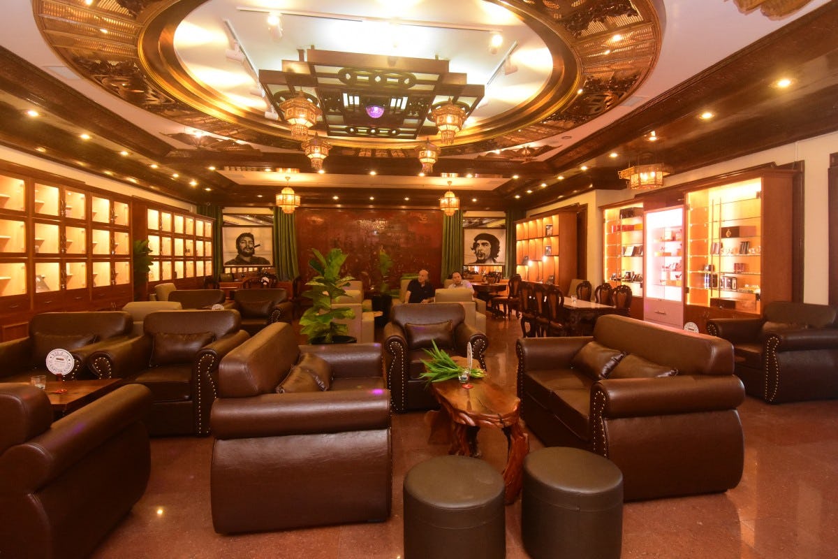 REX HAVANA CIGAR CLUB