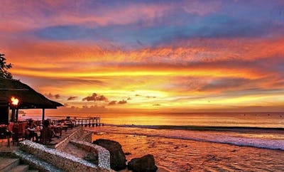 KISIK Lounge & Seafood Restaurant