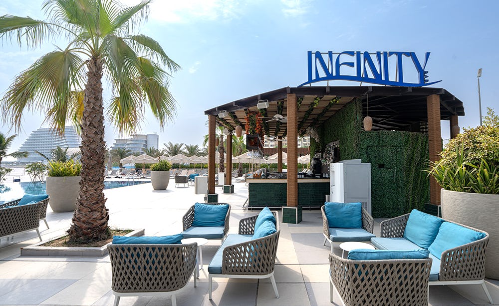 Infinity Pool Bar