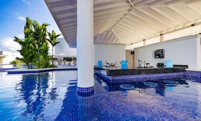 Diamond Club Pool Bar