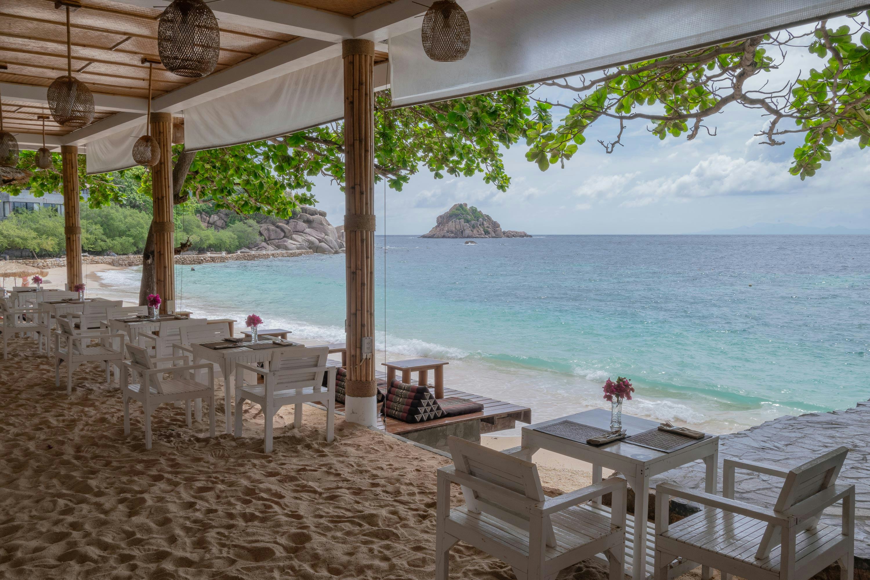 Uncle Soon’s Beach Bar & Restaurant