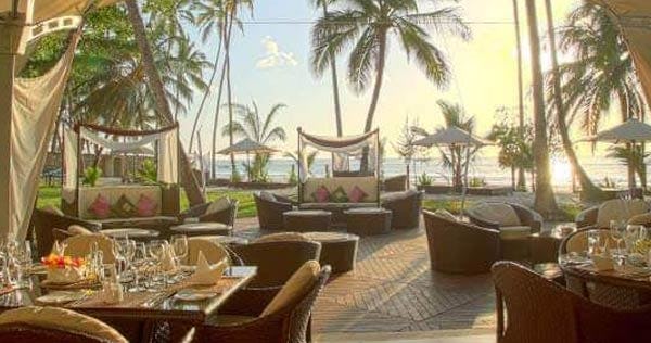 Sails Beach Bar & Restaurant