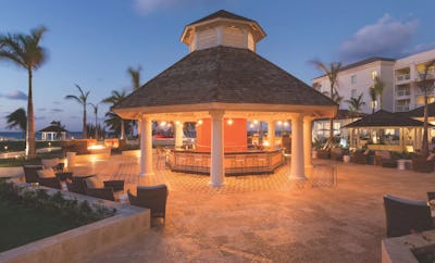 ShakerZ - Open Air Bar