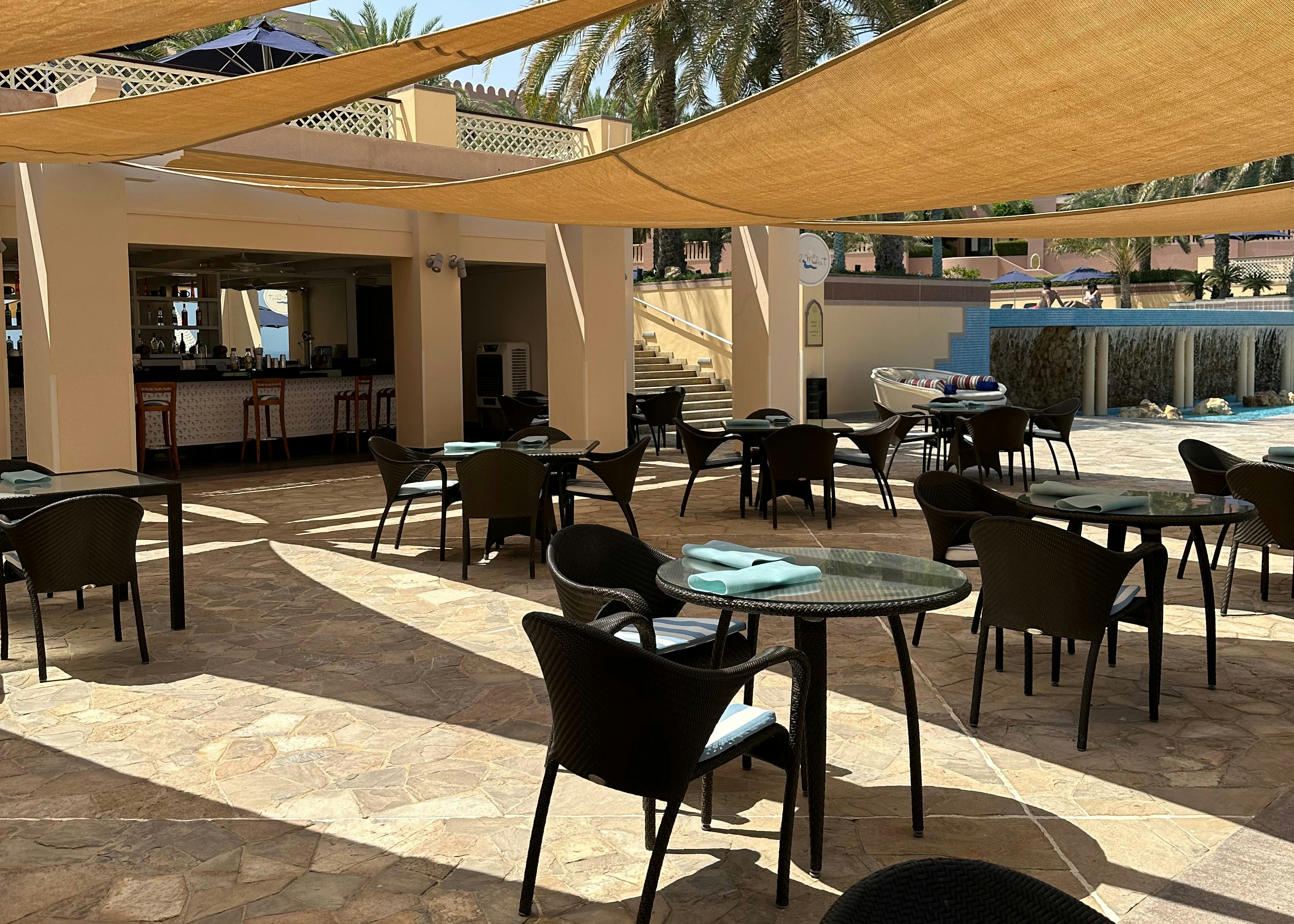 Al Muheet Pool Bar
