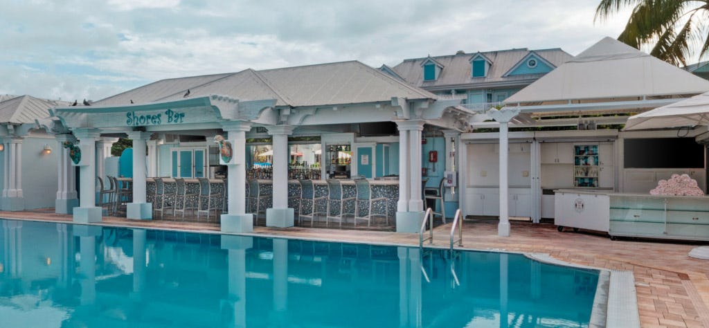 Shores Bar