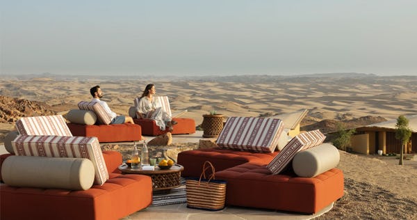 Destination and In-Villa Dining