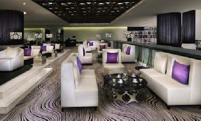 LE CAFE LOBBY LOUNGE