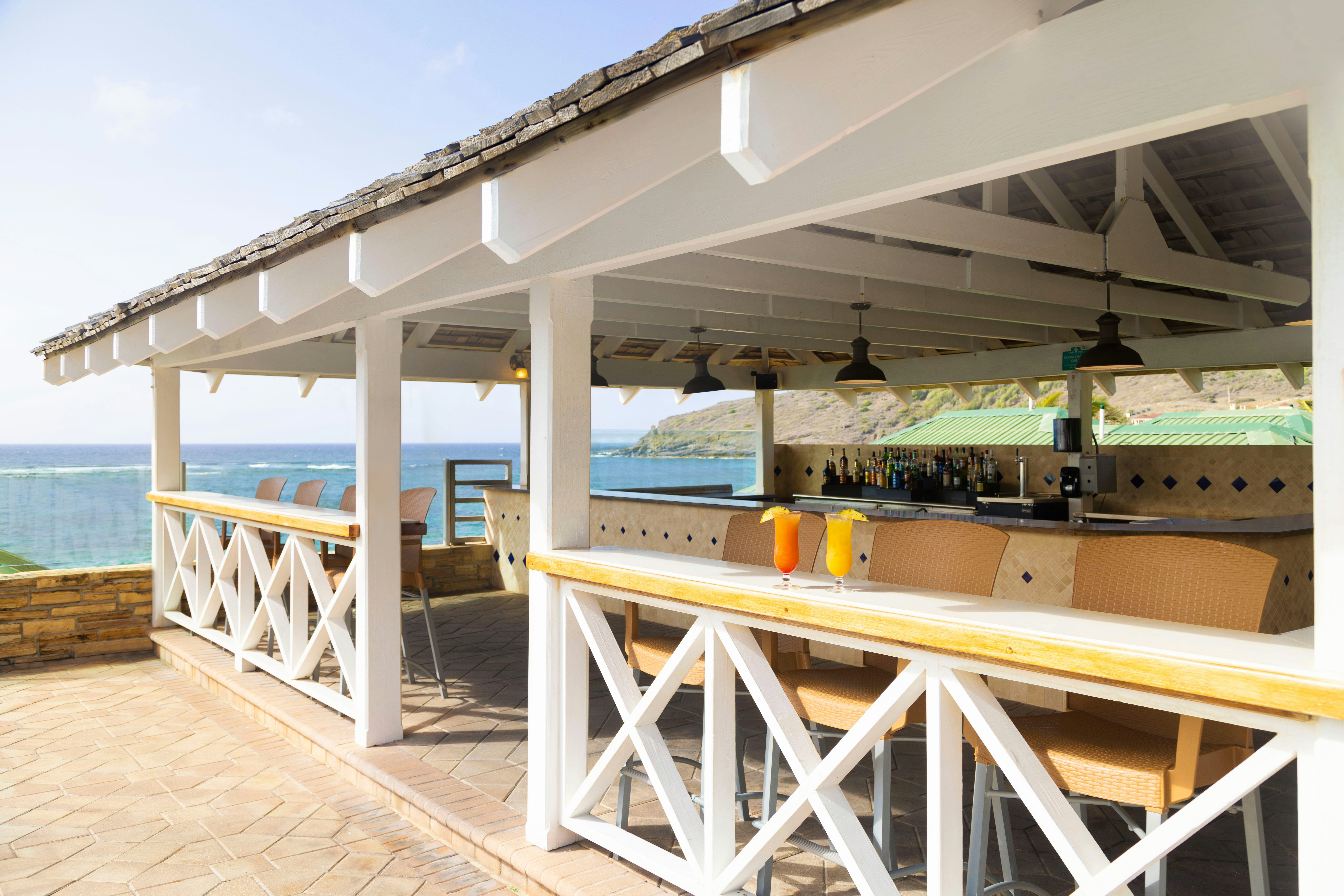Reef Deck Bar