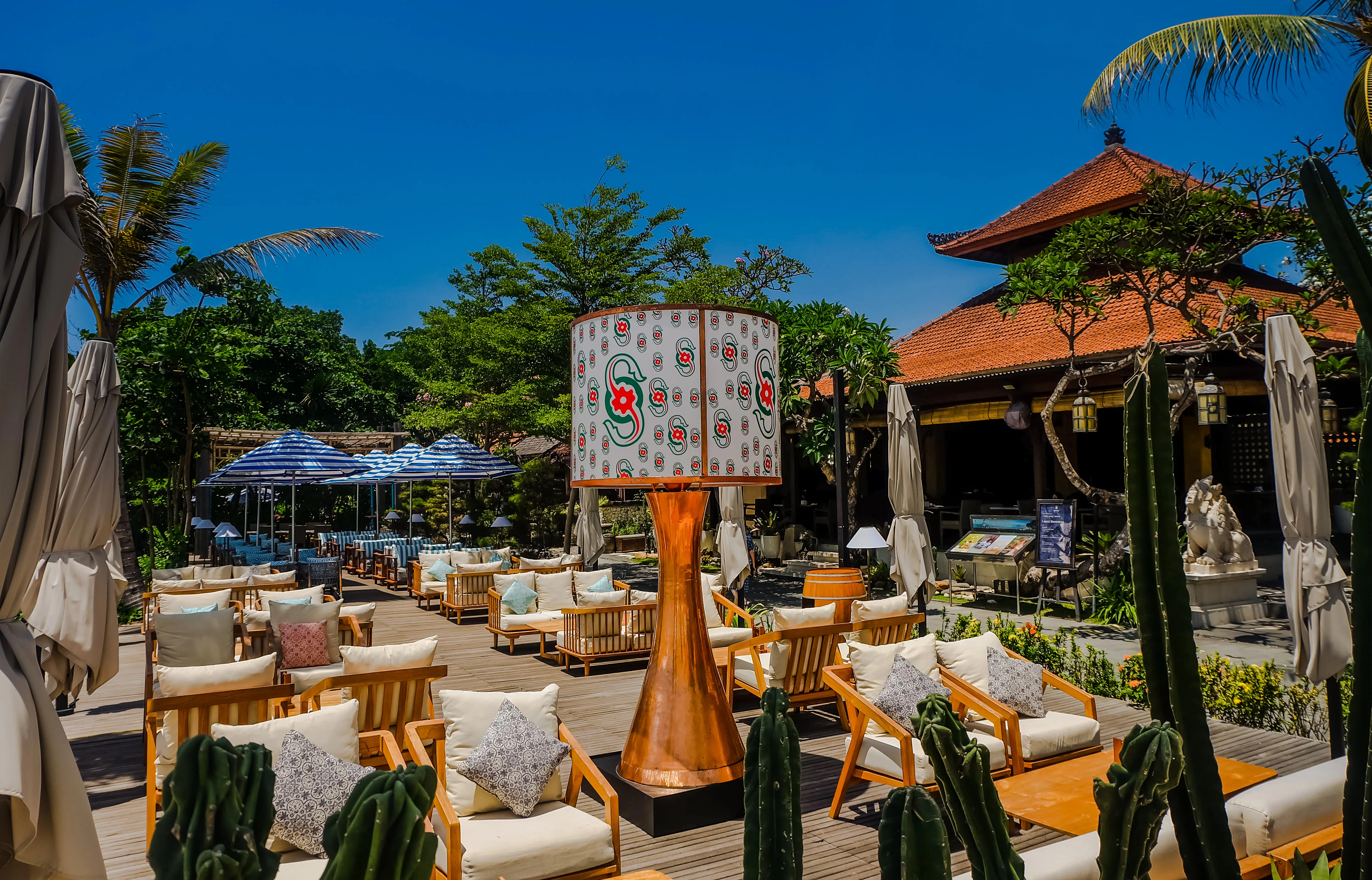 Starfish Beach Lounge