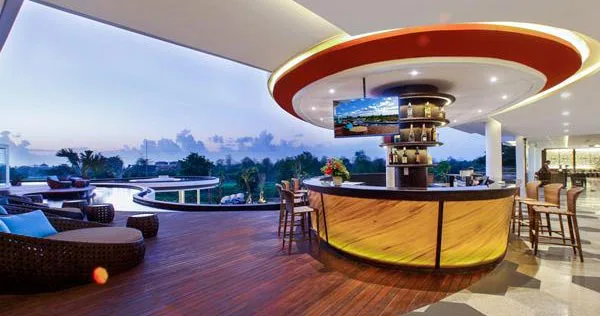 Cinnamon Lounge Bar
