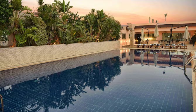 Terrace on 9 Pool Bar