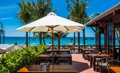 Beach Club Restaurant & Bar