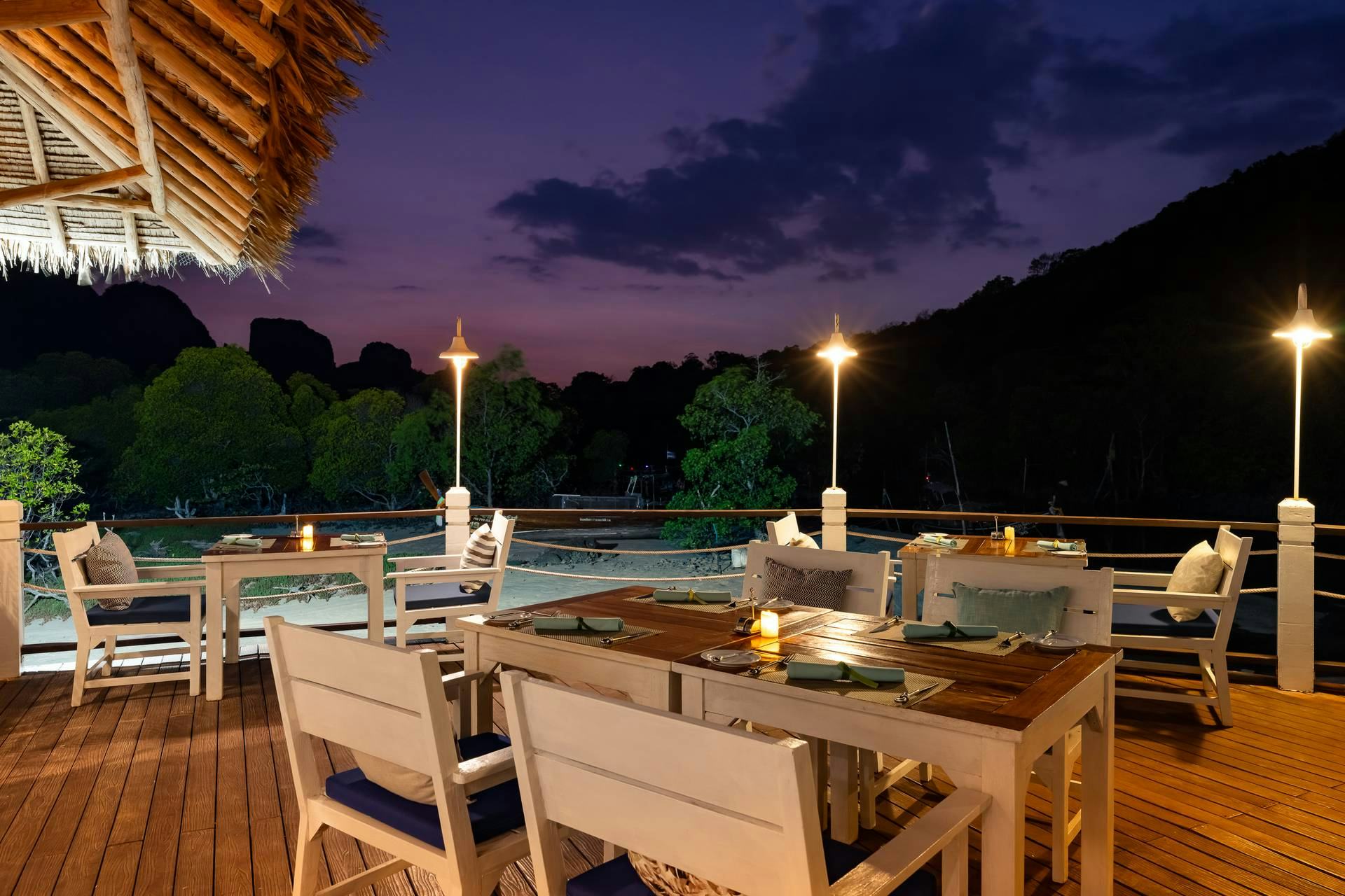 The Beach House Grill & Chill