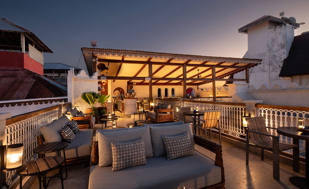 Views Rooftop Bar & Lounge