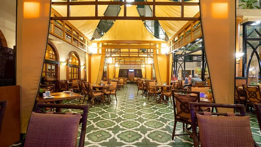 Boulevard - 24-hour Coffee Shop