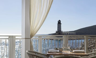 The Rok Beach Bar & Lounge