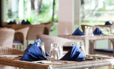 The Verandah – Coffee shop & Bar