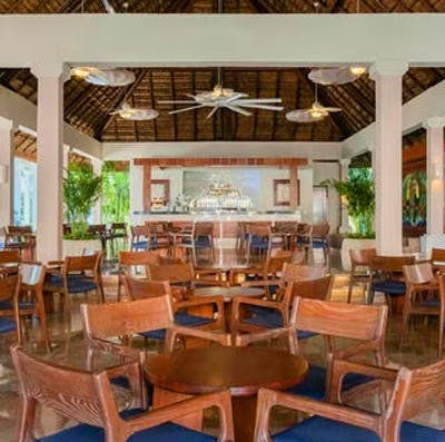 Tikal Lobby Bar