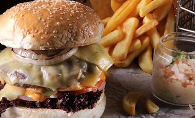 24 HOURS IN-ROOM DINING