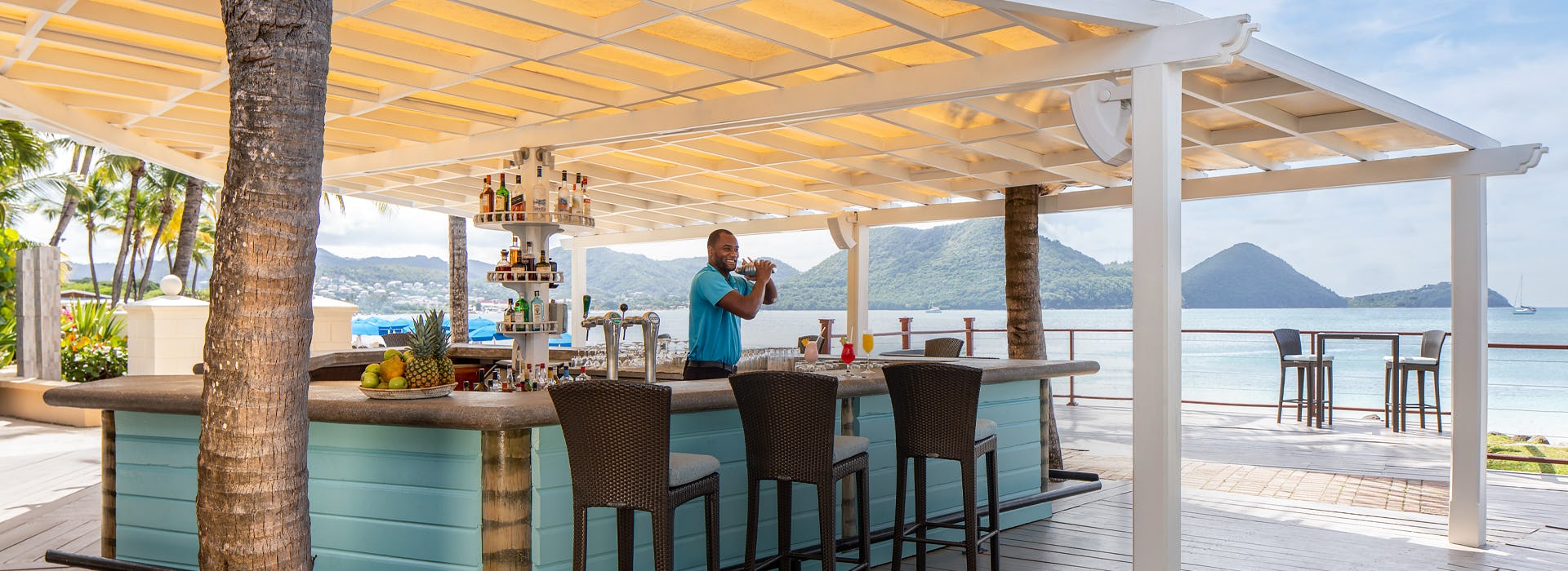 Turquoise Beach Bar