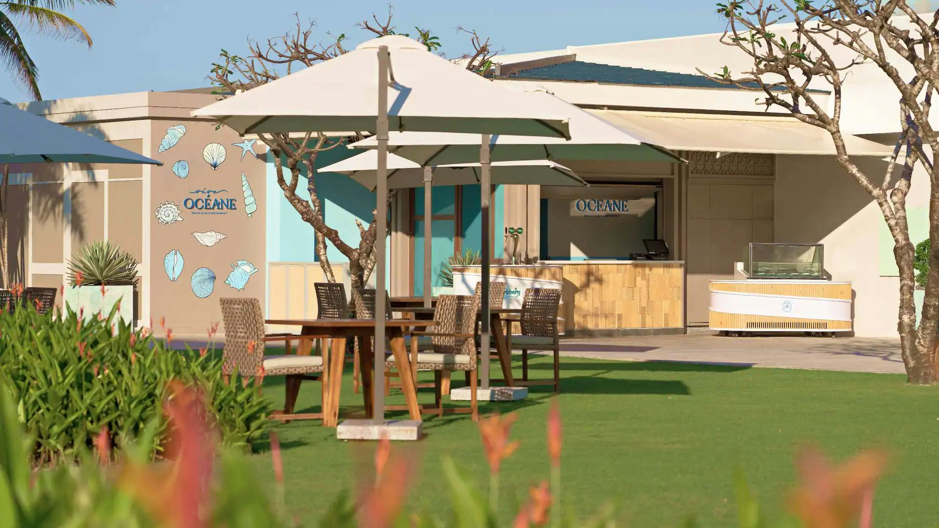 Vive Océane by the Pool