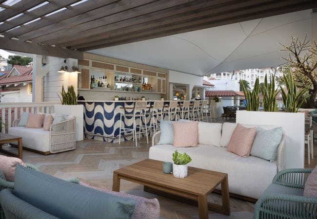 The Bar at the Perch