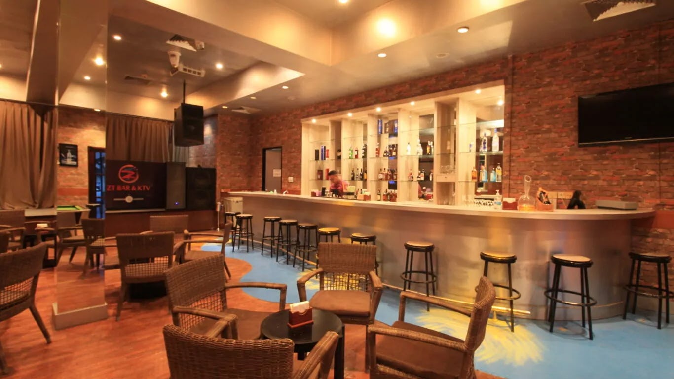 ZT Bar & KTV
